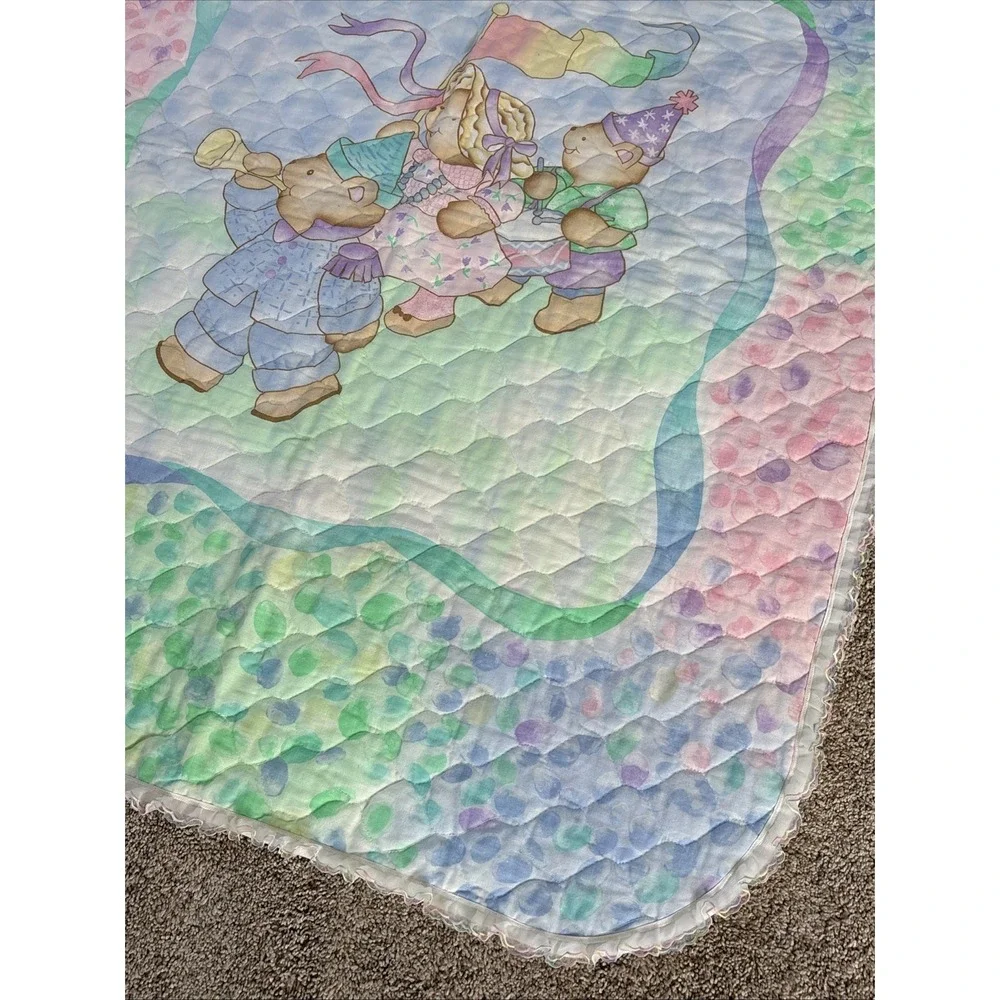 Vtg Handmade Reversible‎ Baby Quilt Blanket Marching Teddy Bear Parade Pastel
